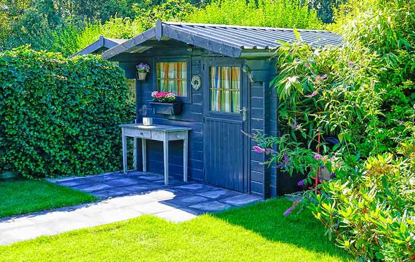 Une cabane de jardin